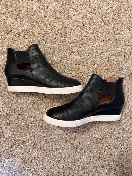 L. Paolo Shoes - Women’s Black Perforated Slip-On Wedge Sneakers